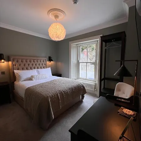 The Glen House * Kinsale